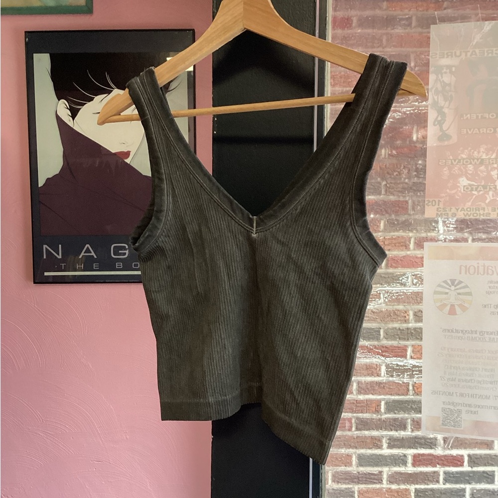 Rue21 Charcoal Ribbed V-Neck Crop Top